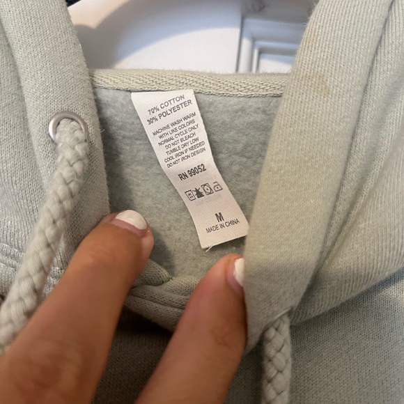 ❌SOLD❌LOCALS ONLY LI HOODIE - Picture 3 of 5